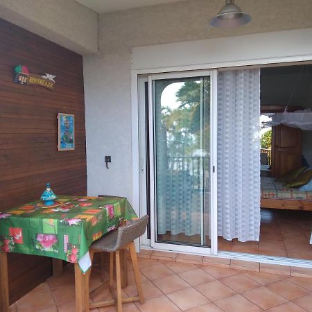 Studio Aux Avirons Pour 2 Personnes, Avec Piscine Les Avirons Exteriér fotografie
