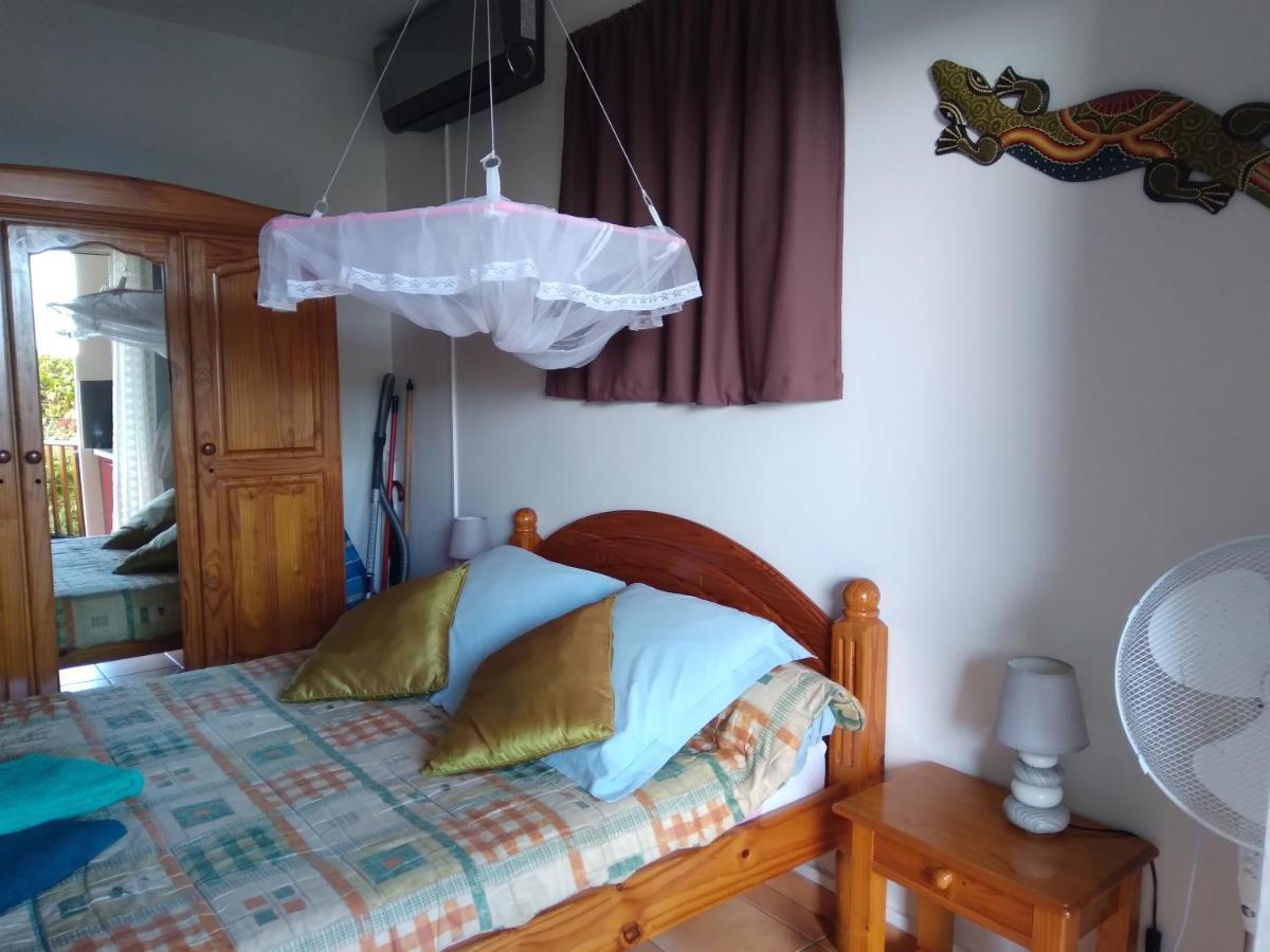 Studio Aux Avirons Pour 2 Personnes, Avec Piscine Les Avirons Exteriér fotografie